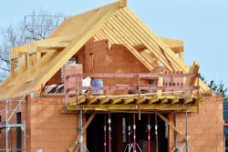 Absence d'incidence de l'absence de souscription d'une police dommages-ouvrage sur le préjudice